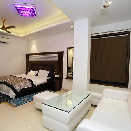 Vrindavan Guest House Нью-Делі Екстер'єр фото